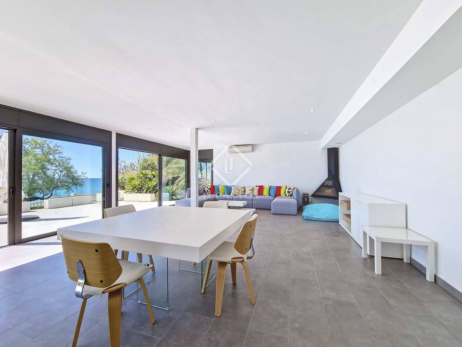 5 soveværelse Villa til leje i Vilanova i la Geltru med garage - € 8.000 (Ref: 8243514)