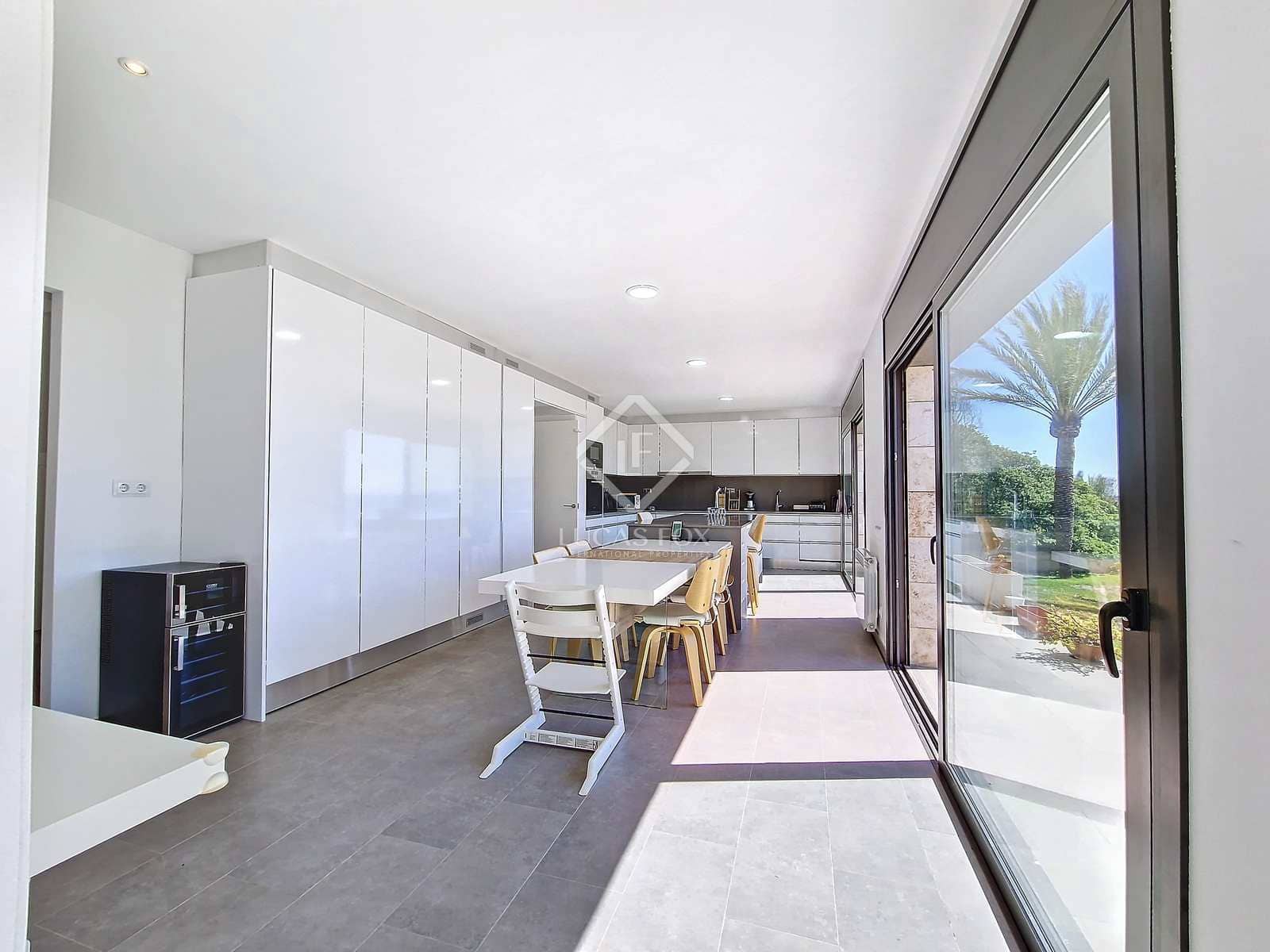 5 soveværelse Villa til leje i Vilanova i la Geltru med garage - € 8.000 (Ref: 8243514)