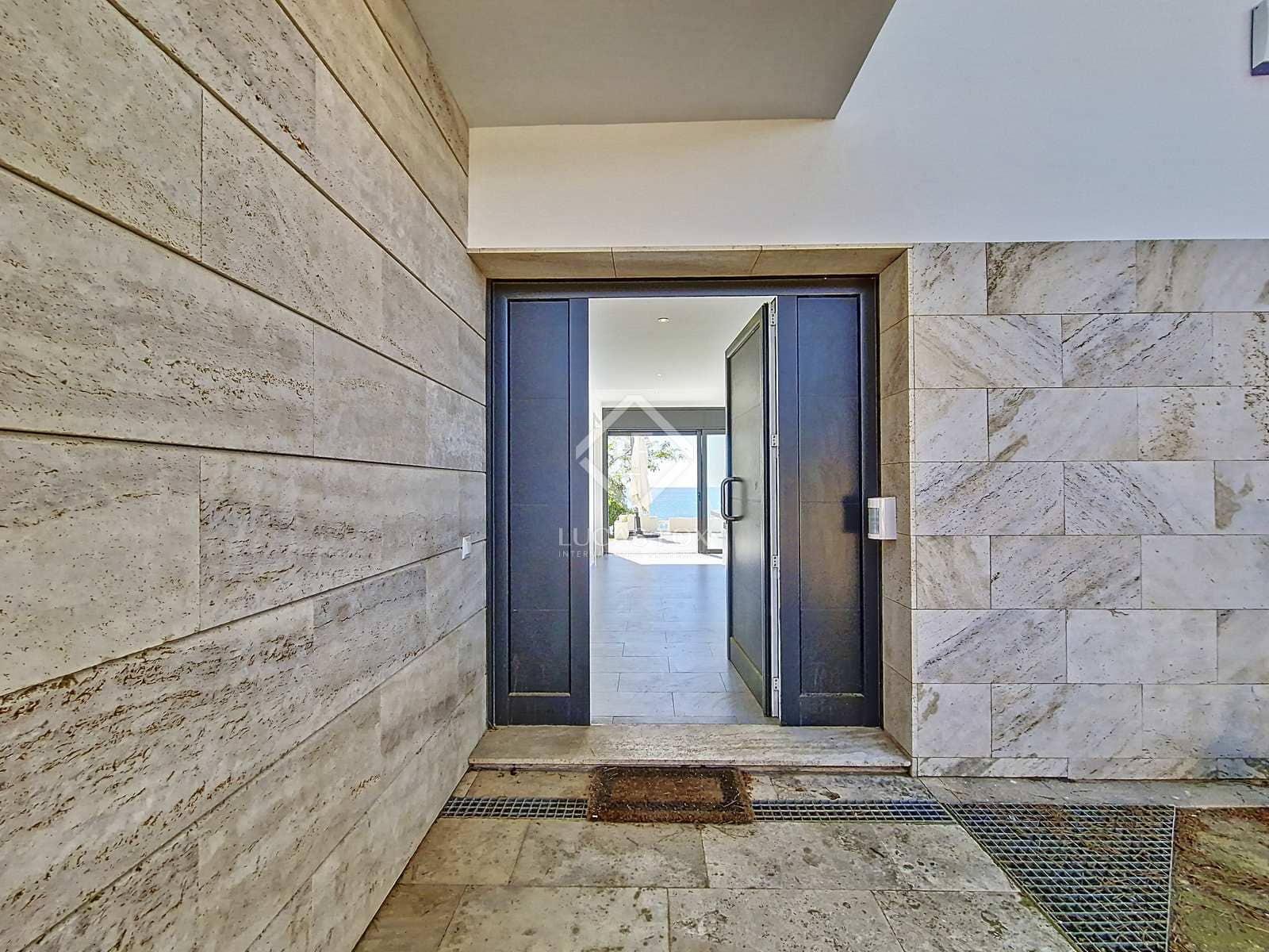 5 soveværelse Villa til leje i Vilanova i la Geltru med garage - € 8.000 (Ref: 8243514)