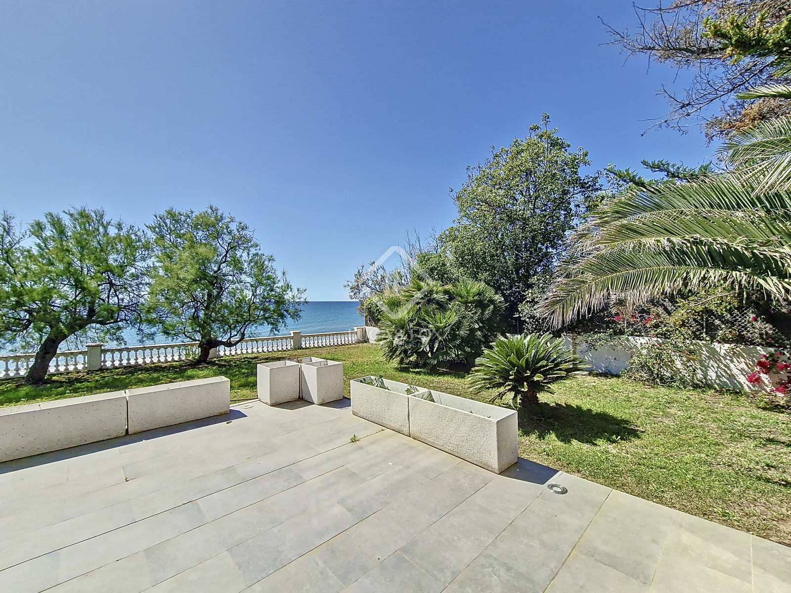 5 soveværelse Villa til leje i Vilanova i la Geltru med garage - € 8.000 (Ref: 8243514)