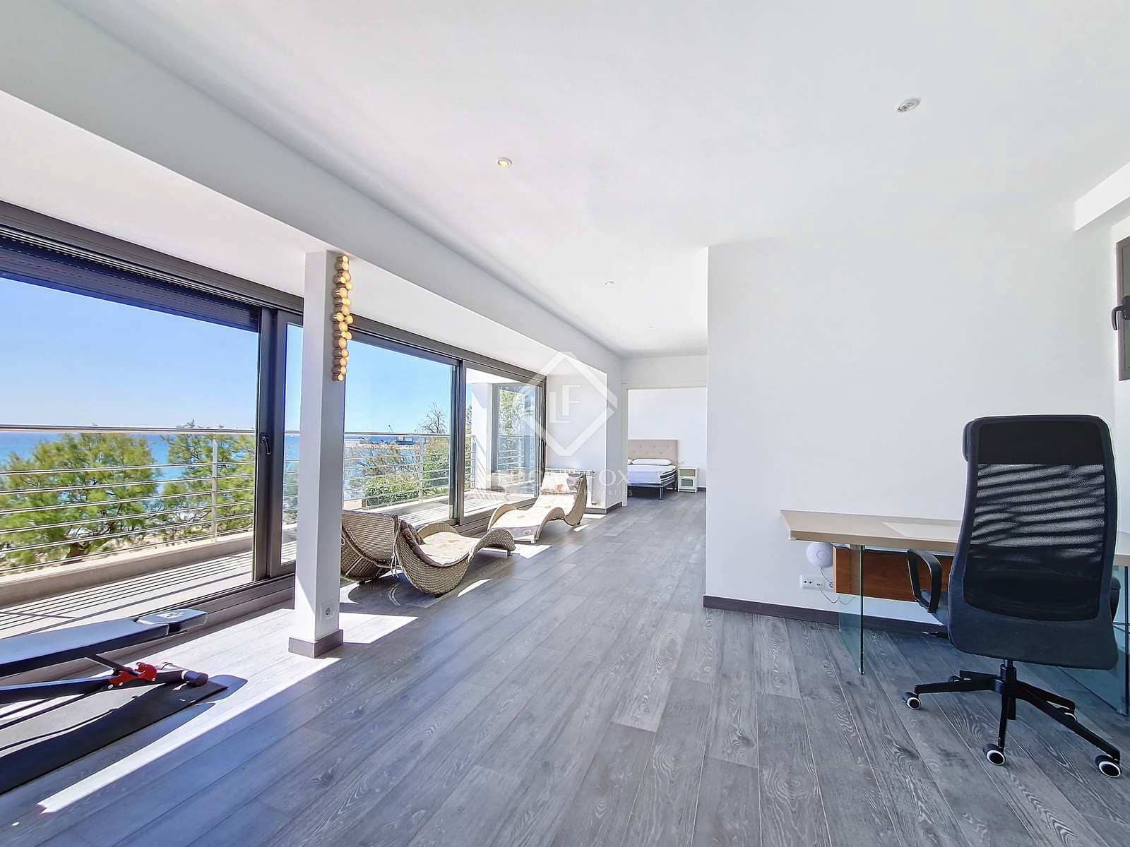 5 soveværelse Villa til leje i Vilanova i la Geltru med garage - € 8.000 (Ref: 8243514)