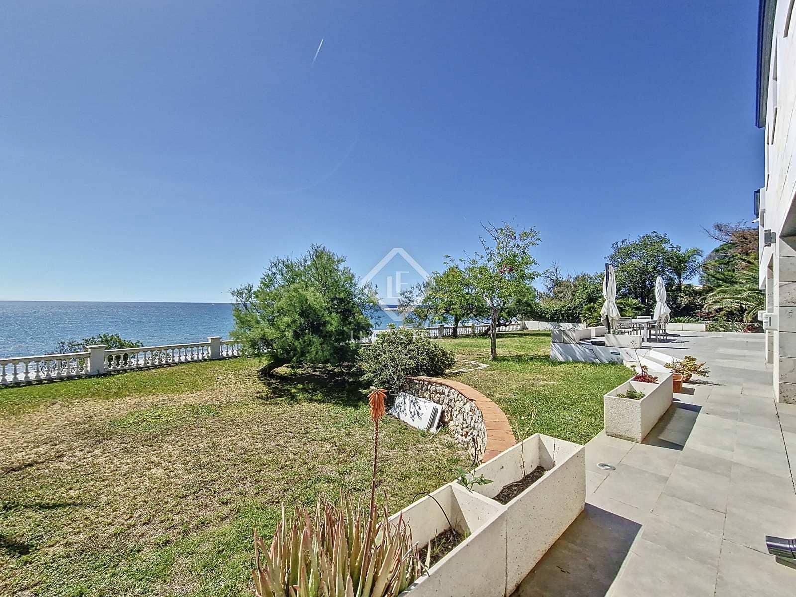 5 soveværelse Villa til leje i Vilanova i la Geltru med garage - € 8.000 (Ref: 8243514)