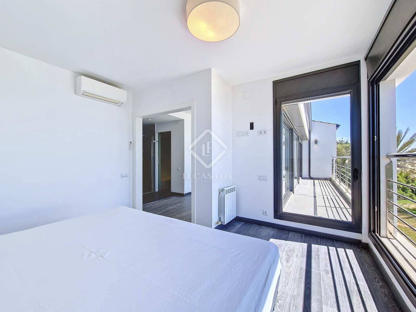 5 soveværelse Villa til leje i Vilanova i la Geltru med garage - € 8.000 (Ref: 8243514)