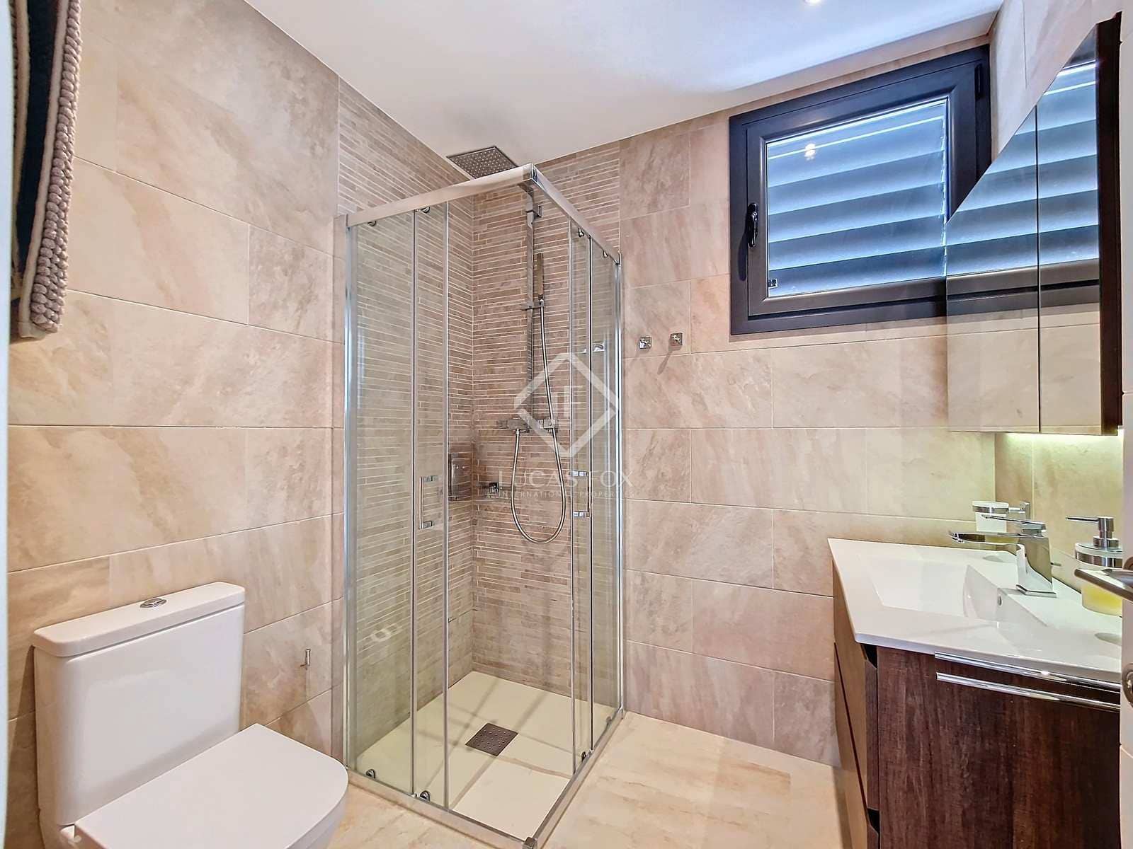 5 soveværelse Villa til leje i Vilanova i la Geltru med garage - € 8.000 (Ref: 8243514)