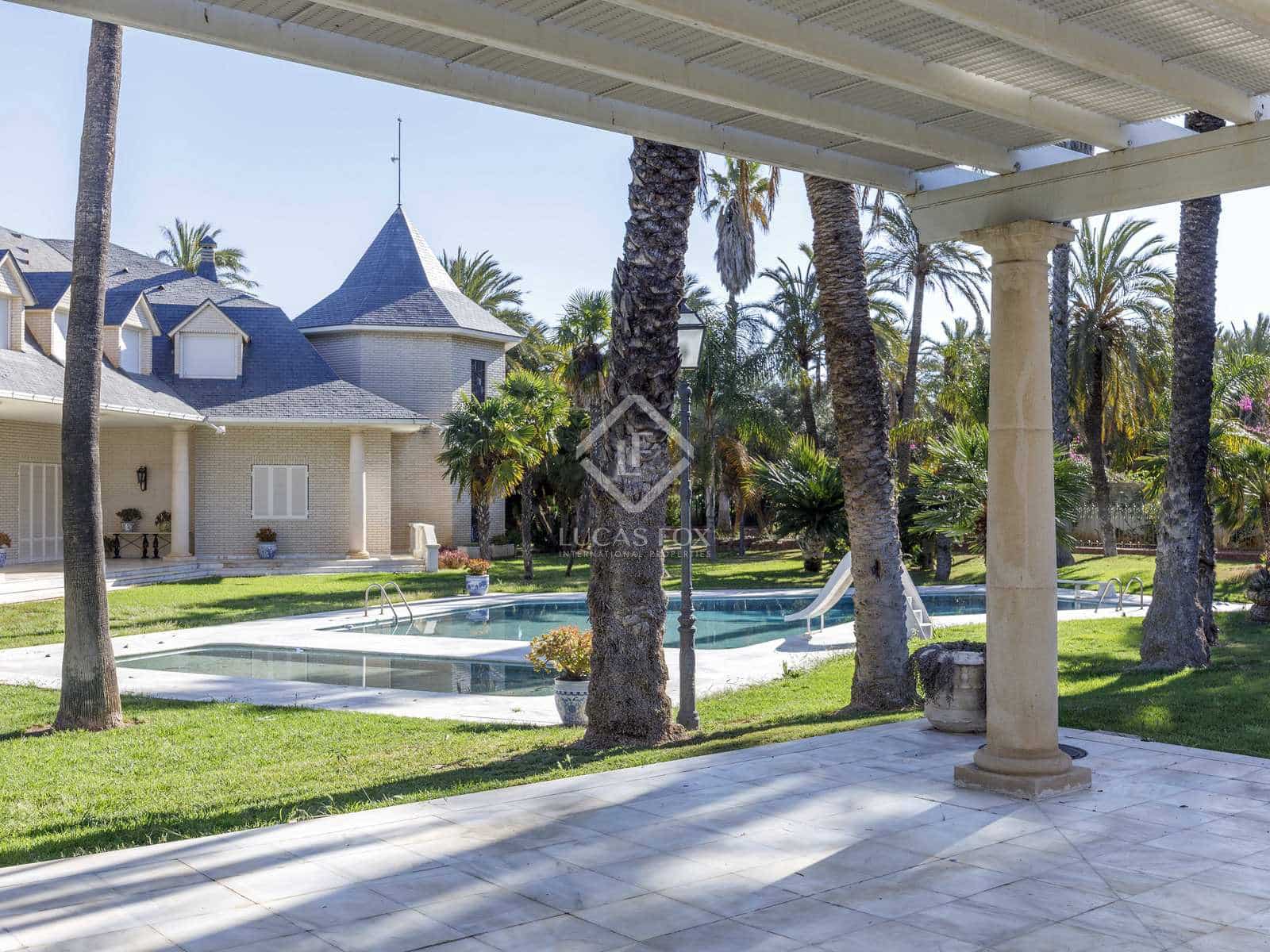 7 soveværelse Villa til salg i La Pobla de Vallbona med swimmingpool garage - € 1.950.000 (Ref: 8244413)