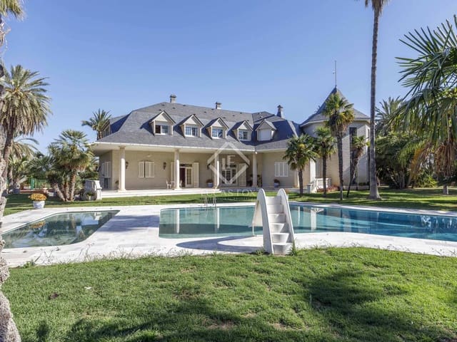 7 soverom Villa til salgs i La Pobla de Vallbona med svømmebasseng garasje - € 1 950 000 (Ref: 8244413)