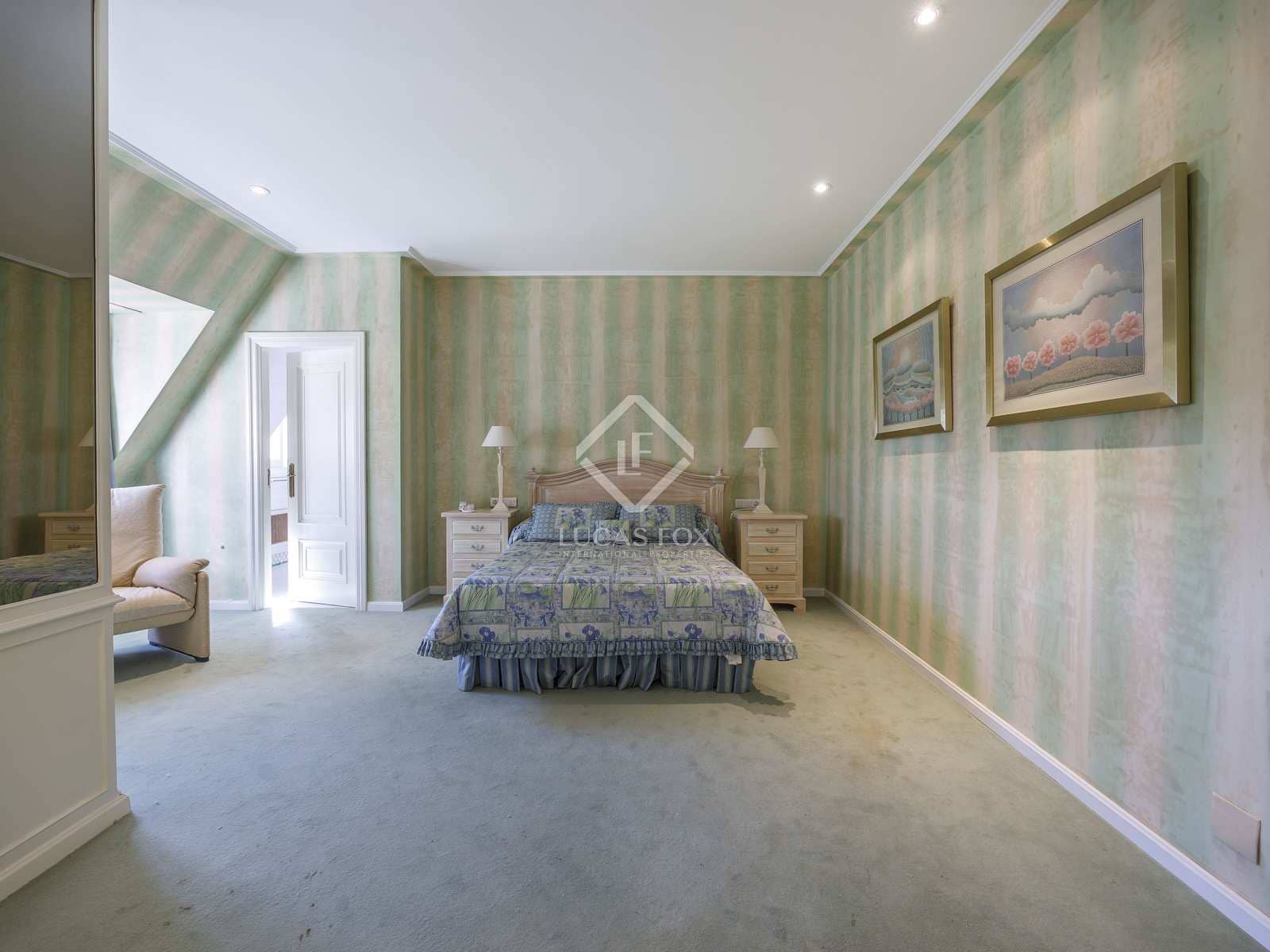 7 soveværelse Villa til salg i La Pobla de Vallbona med swimmingpool garage - € 1.950.000 (Ref: 8244413)