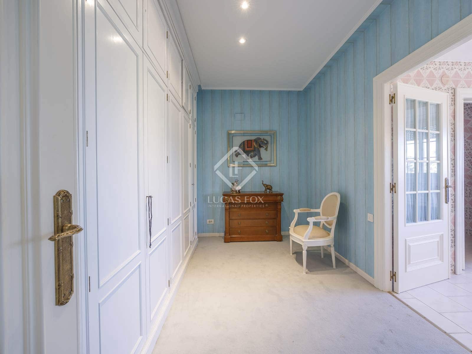 7 soveværelse Villa til salg i La Pobla de Vallbona med swimmingpool garage - € 1.950.000 (Ref: 8244413)