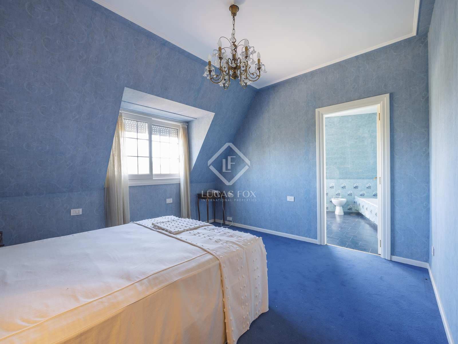 7 soveværelse Villa til salg i La Pobla de Vallbona med swimmingpool garage - € 1.950.000 (Ref: 8244413)