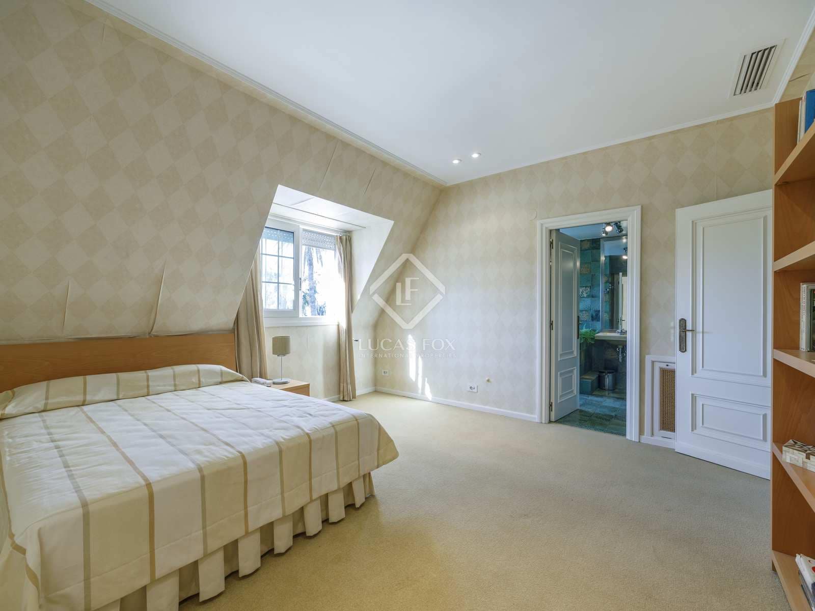 7 soveværelse Villa til salg i La Pobla de Vallbona med swimmingpool garage - € 1.950.000 (Ref: 8244413)