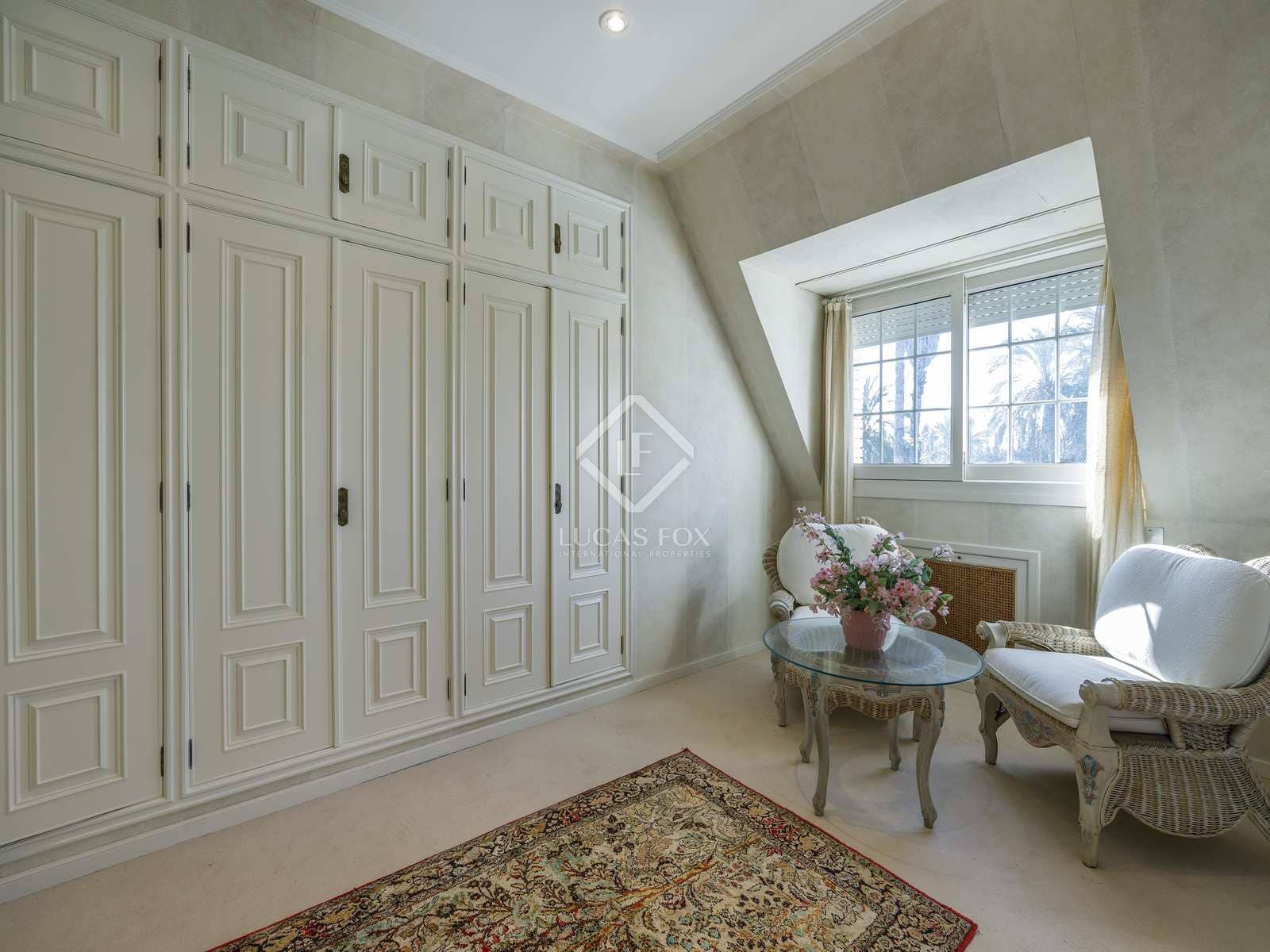 7 soveværelse Villa til salg i La Pobla de Vallbona med swimmingpool garage - € 1.950.000 (Ref: 8244413)