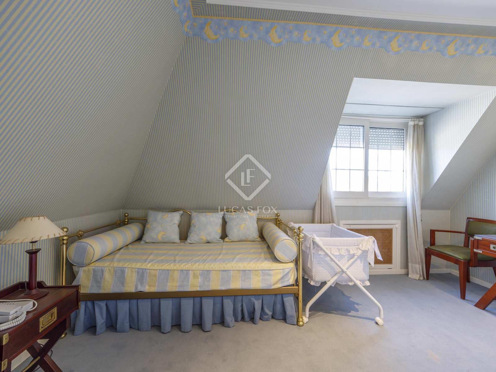 7 soveværelse Villa til salg i La Pobla de Vallbona med swimmingpool garage - € 1.950.000 (Ref: 8244413)