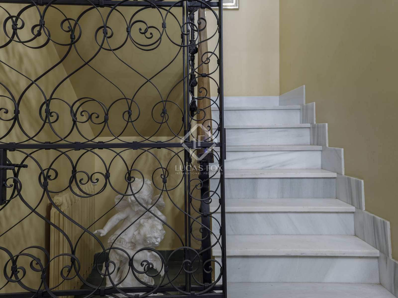 7 soveværelse Villa til salg i La Pobla de Vallbona med swimmingpool garage - € 1.950.000 (Ref: 8244413)