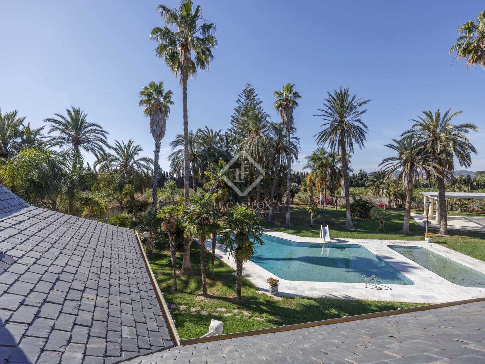 7 soveværelse Villa til salg i La Pobla de Vallbona med swimmingpool garage - € 1.950.000 (Ref: 8244413)