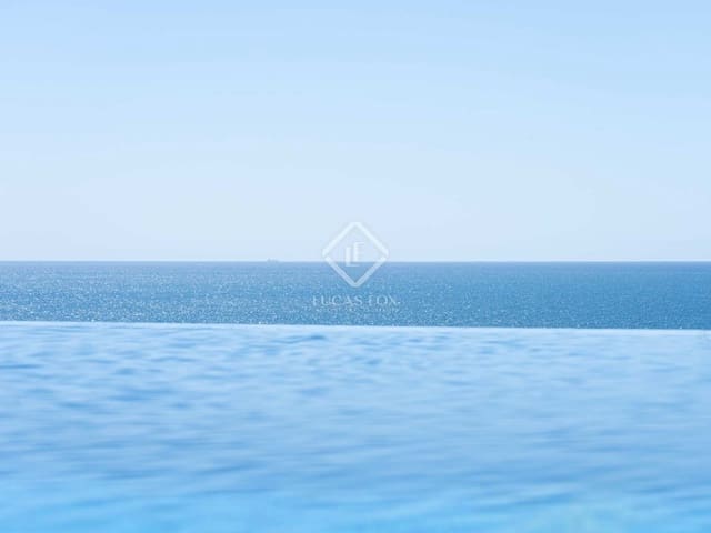 4 Zimmer Villa zu verkaufen in Tamarit, Tarragona Stadt mit Pool Garage - 2.489.000 € (Ref: 8246471)