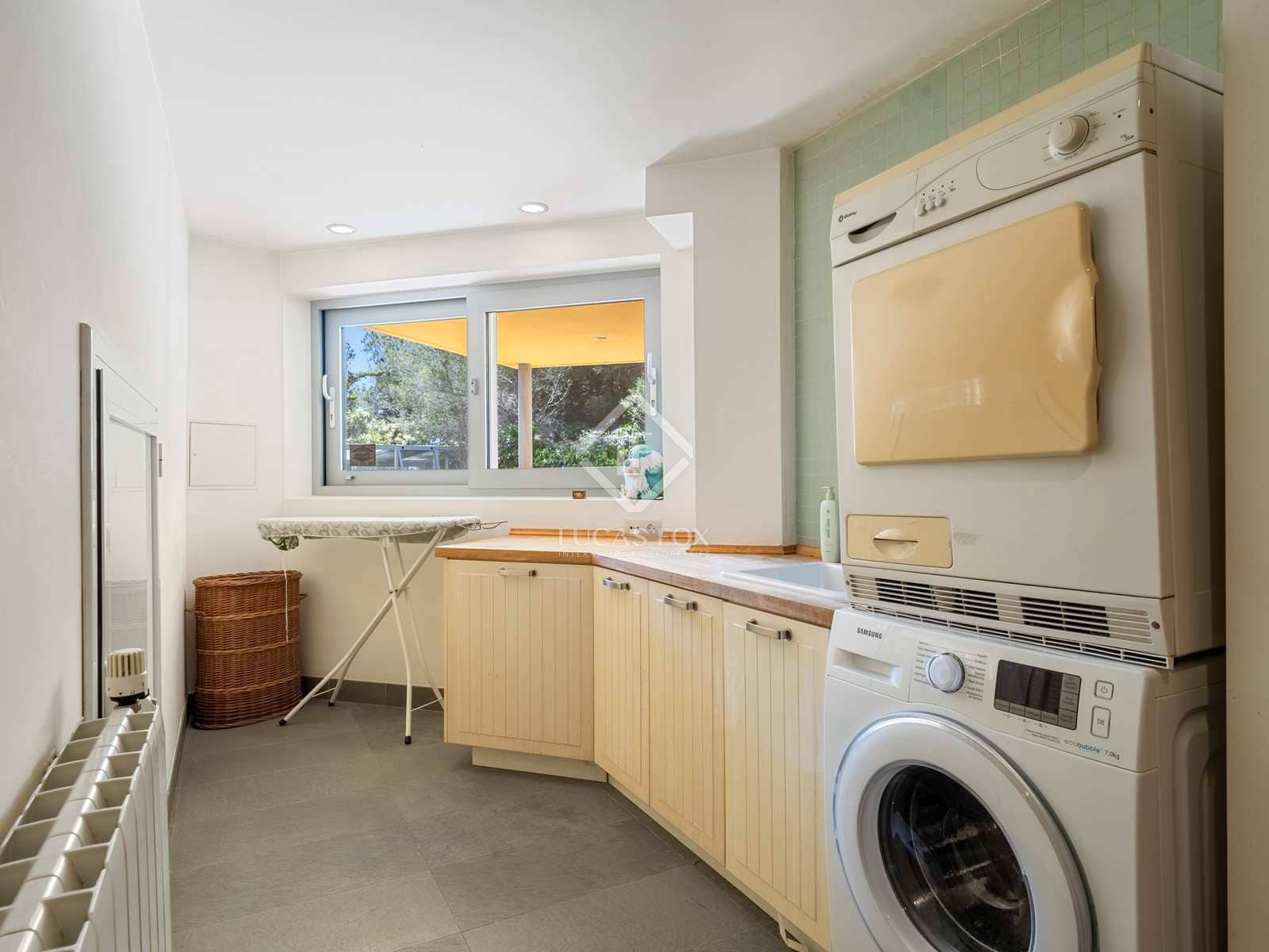 4 slaapkamer Villa te koop in Tamarit met zwembad garage - € 2.490.000 (Ref: 8246471)