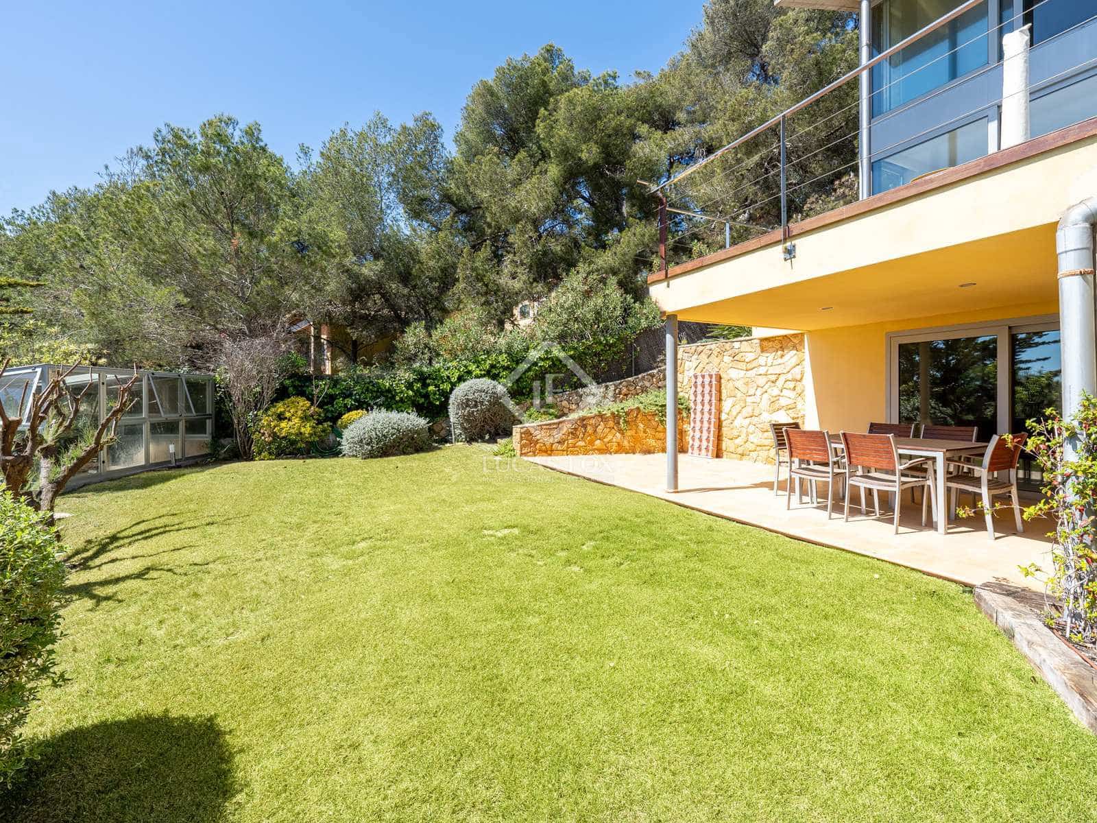 4 slaapkamer Villa te koop in Tamarit met zwembad garage - € 2.490.000 (Ref: 8246471)