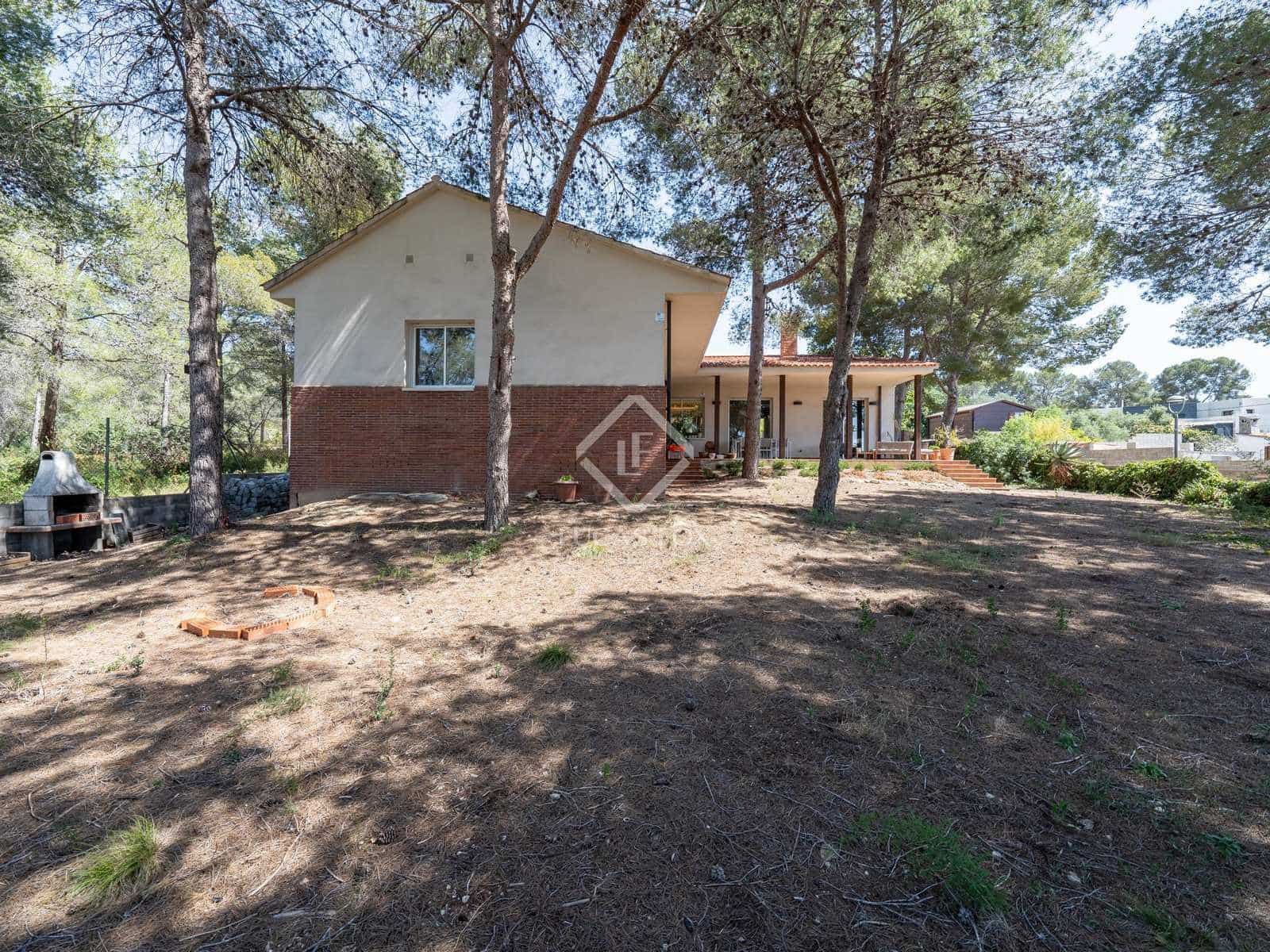 5 soveværelse Villa til salg i Tarragona by med garage - € 945.000 (Ref: 8248395)