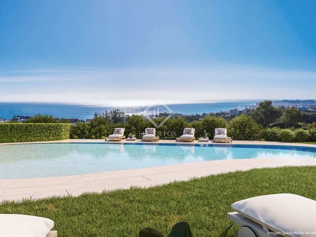 3 slaapkamer Penthouse te koop in Fuengirola met zwembad garage - € 1.825.000 (Ref: 8249318)