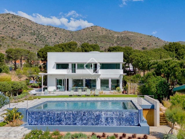 6 sovrum Villa till salu i Colera med pool garage - 2 950 000 € (Ref: 8254657)