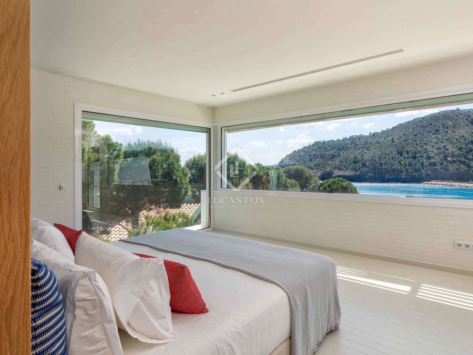 6 soveværelse Villa til salg i Colera med swimmingpool garage - € 2.950.000 (Ref: 8254657)