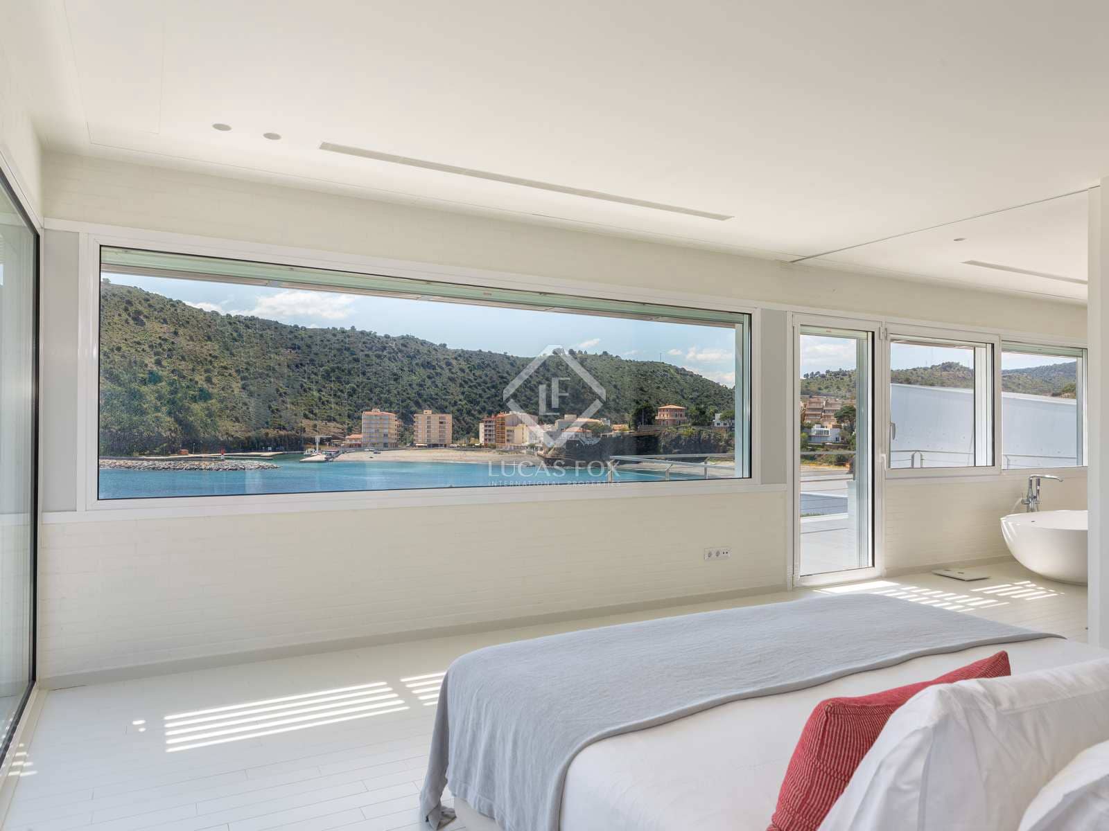 6 soveværelse Villa til salg i Colera med swimmingpool garage - € 2.950.000 (Ref: 8254657)