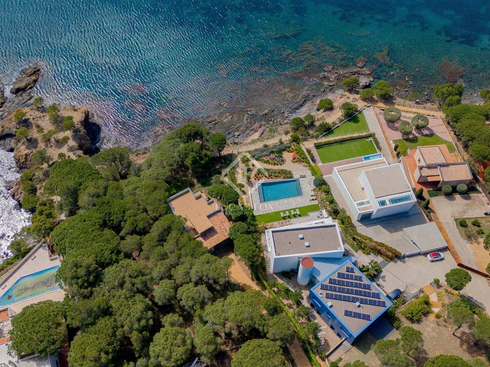 6 soveværelse Villa til salg i Colera med swimmingpool garage - € 2.950.000 (Ref: 8254657)