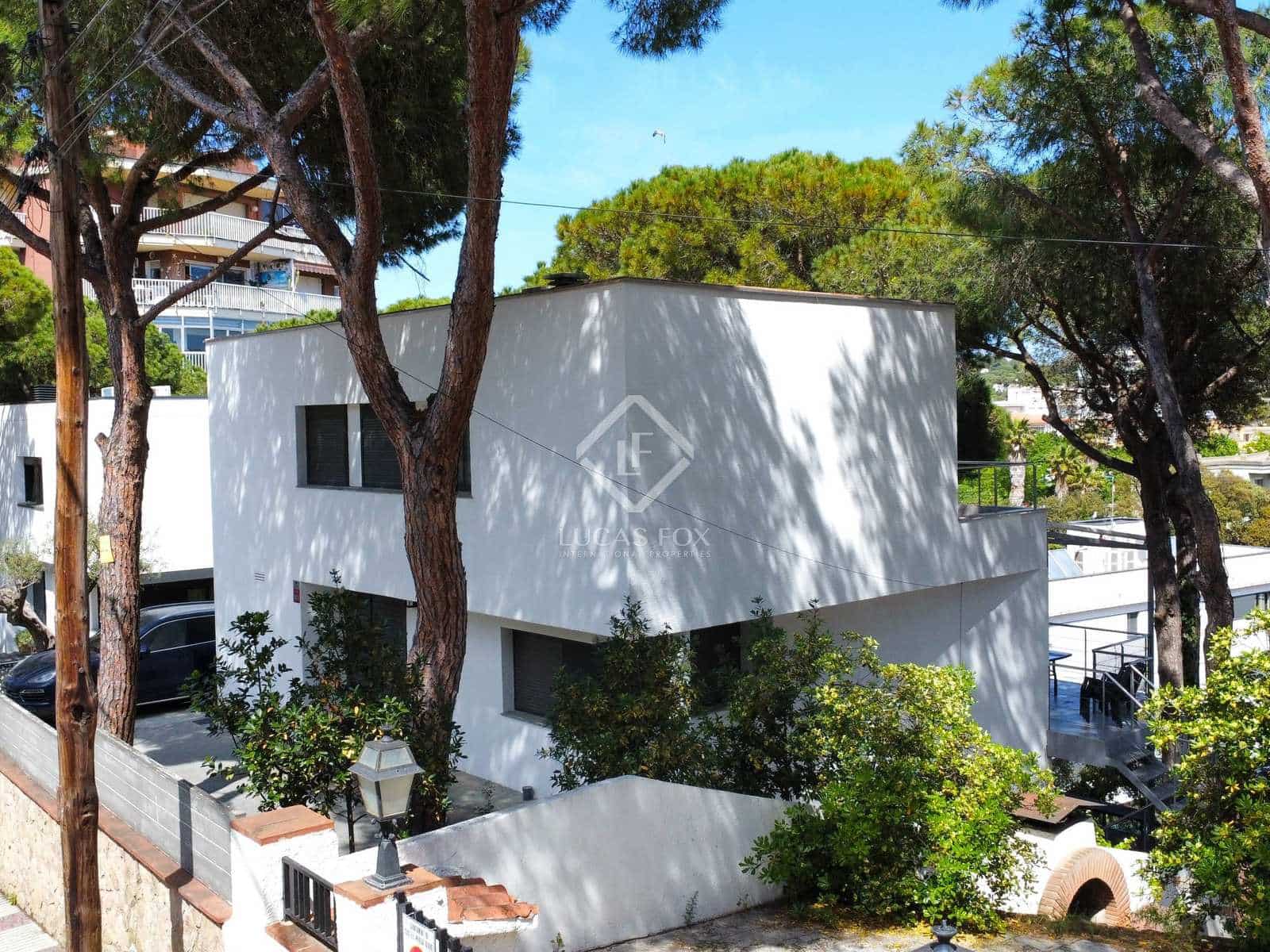 5 soveværelse Villa til salg i Platja d'Aro med garage - € 950.000 (Ref: 8270609)