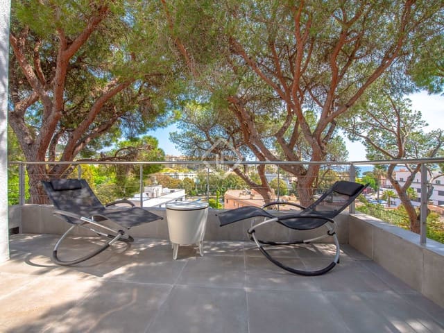 5 soverom Villa til salgs i Platja d'Aro, Castell-Platja d'Aro med garasje - € 950 000 (Ref: 8270609)