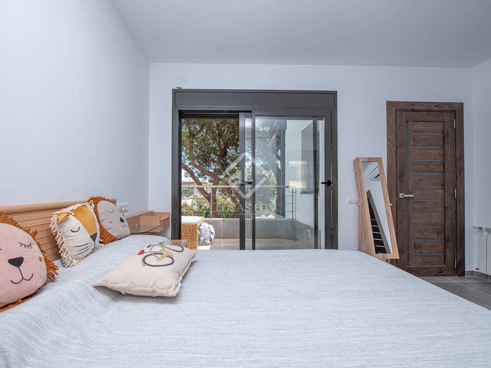 5 soveværelse Villa til salg i Platja d'Aro med garage - € 950.000 (Ref: 8270609)