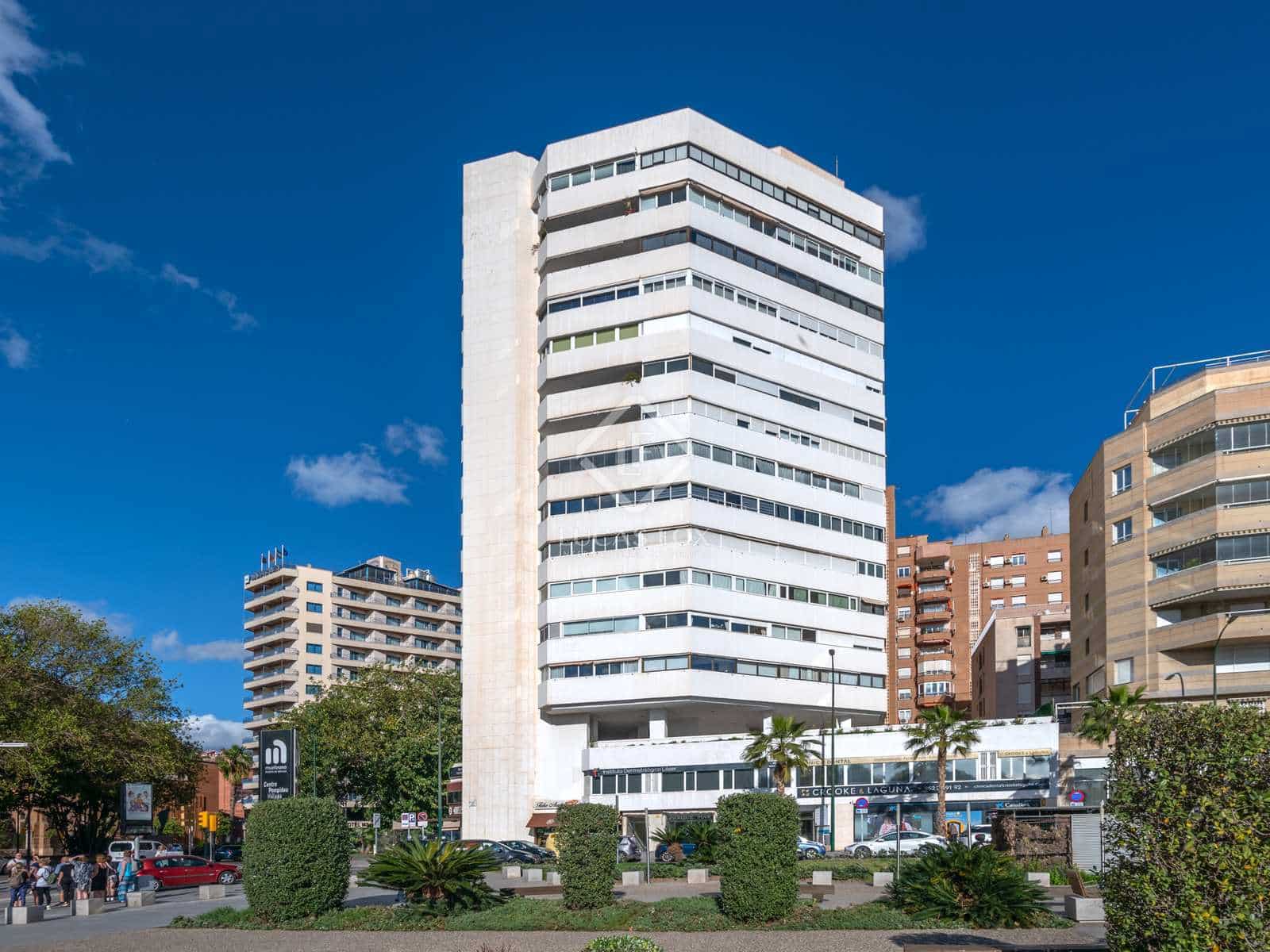 3 chambre Appartement à vendre à Malaga ville avec piscine garage - 1 730 000 € (Ref: 8270812)