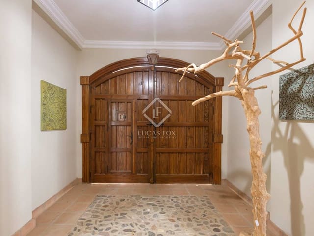 10 sypialnia Finka/Dom wiejski na sprzedaż w Miasto Málaga z basenem garażem - 2 200 000 € (Ref: 8277623)