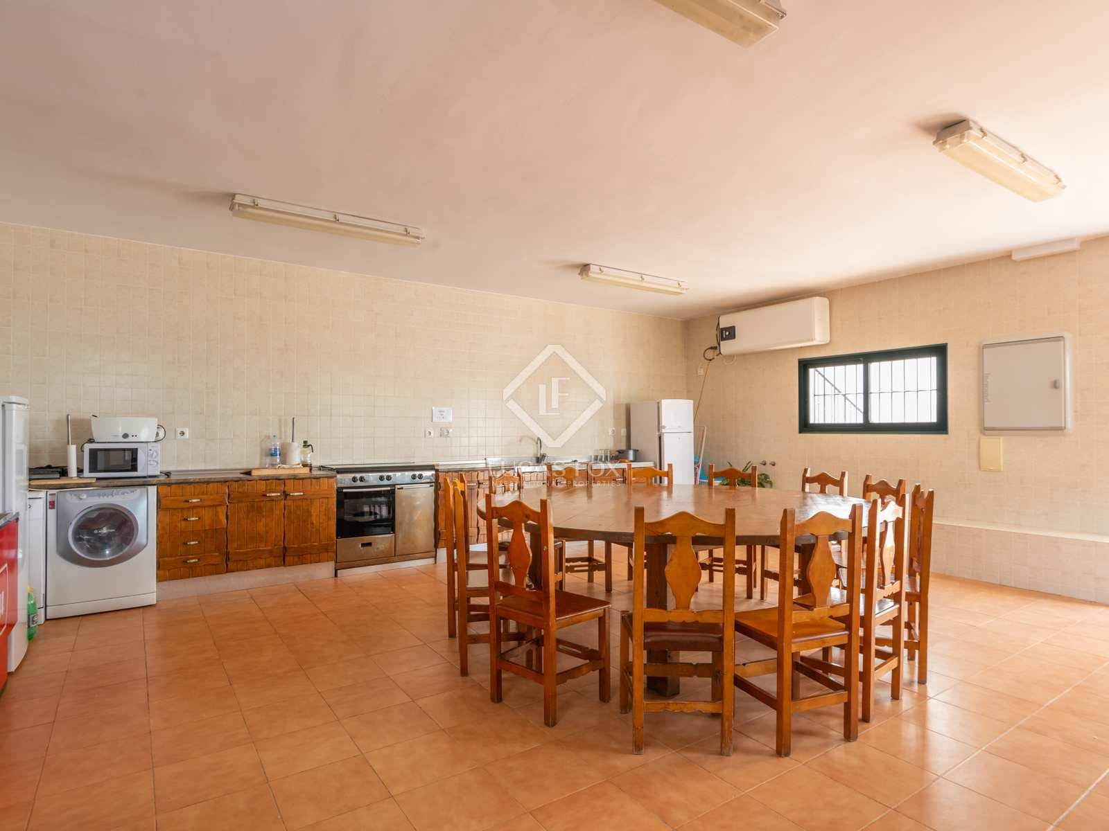 10 sypialnia Finka/Dom wiejski na sprzedaż w Miasto Malaga z basenem garażem - 2 200 000 € (Ref: 8277623)