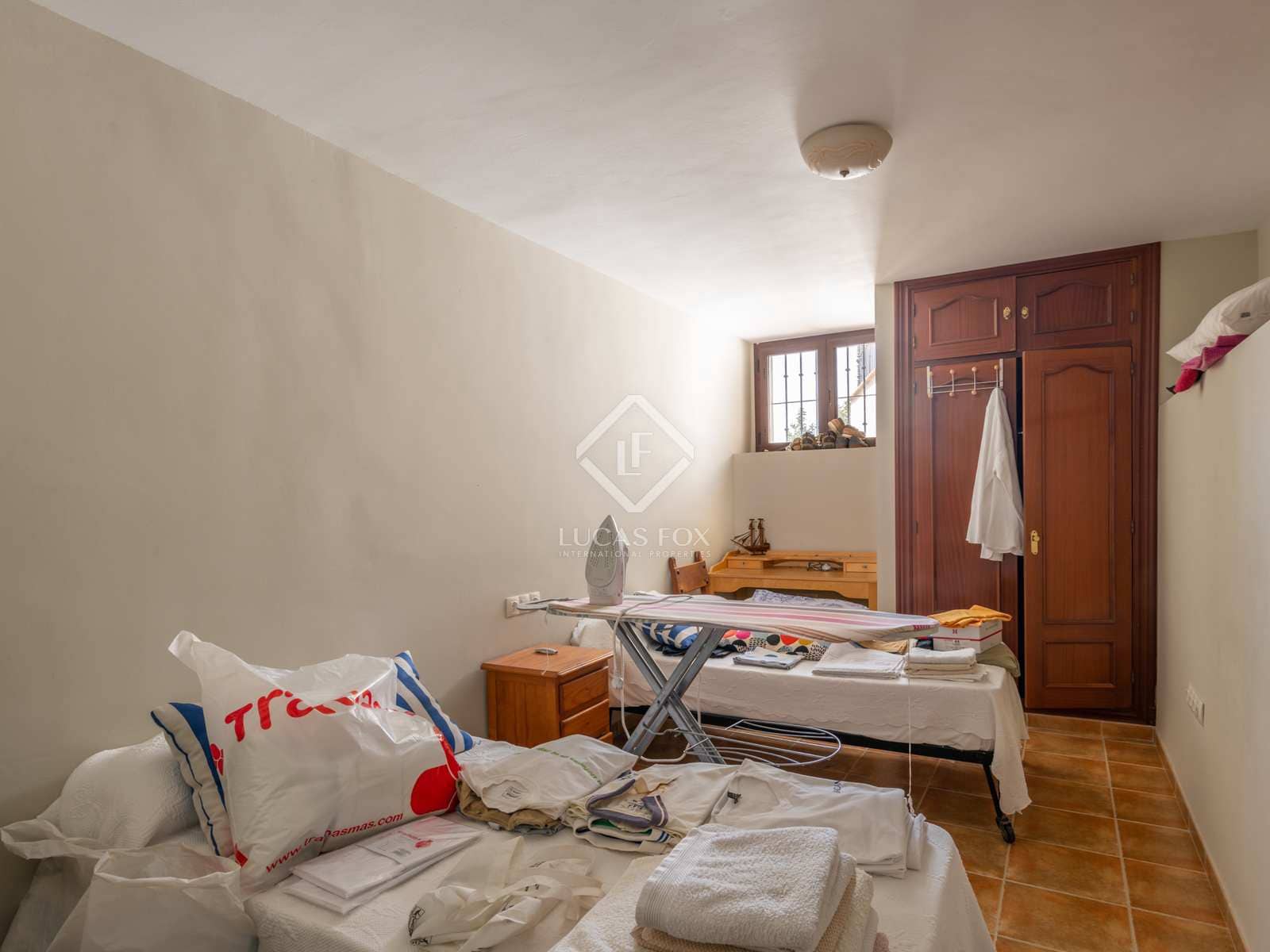 10 sypialnia Finka/Dom wiejski na sprzedaż w Miasto Malaga z basenem garażem - 2 200 000 € (Ref: 8277623)