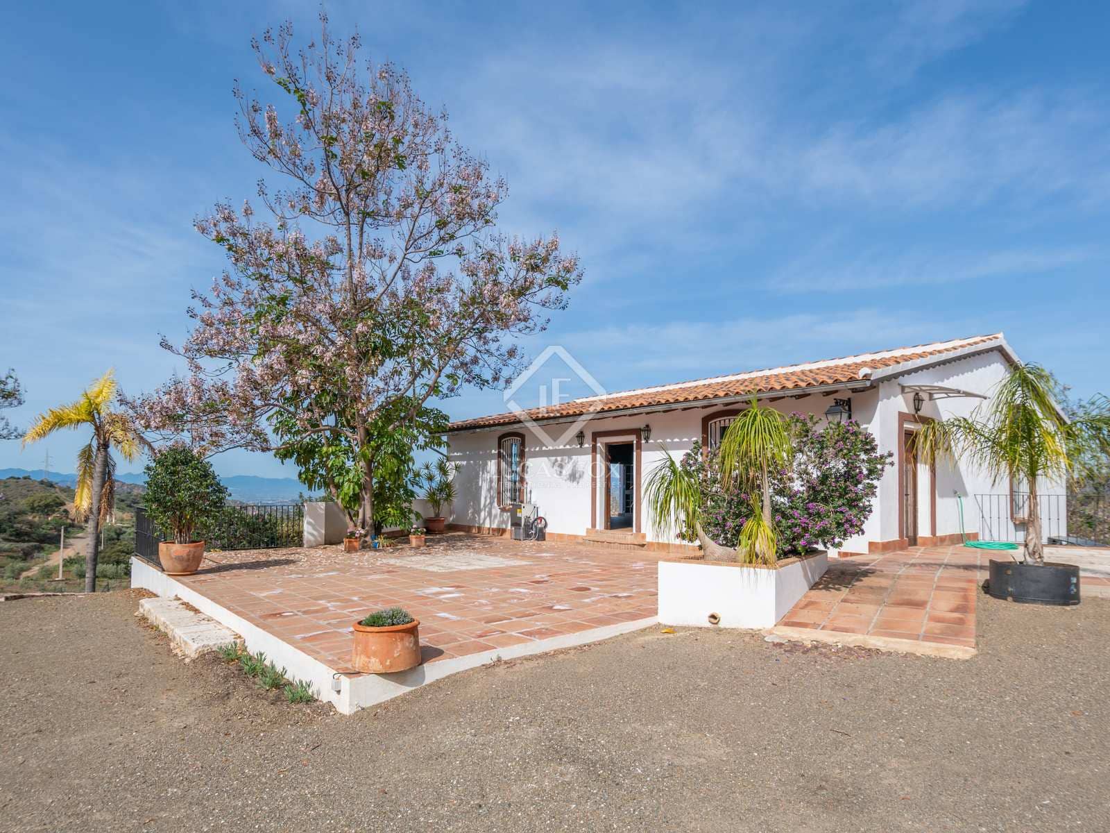 10 sypialnia Finka/Dom wiejski na sprzedaż w Miasto Malaga z basenem garażem - 2 200 000 € (Ref: 8277623)