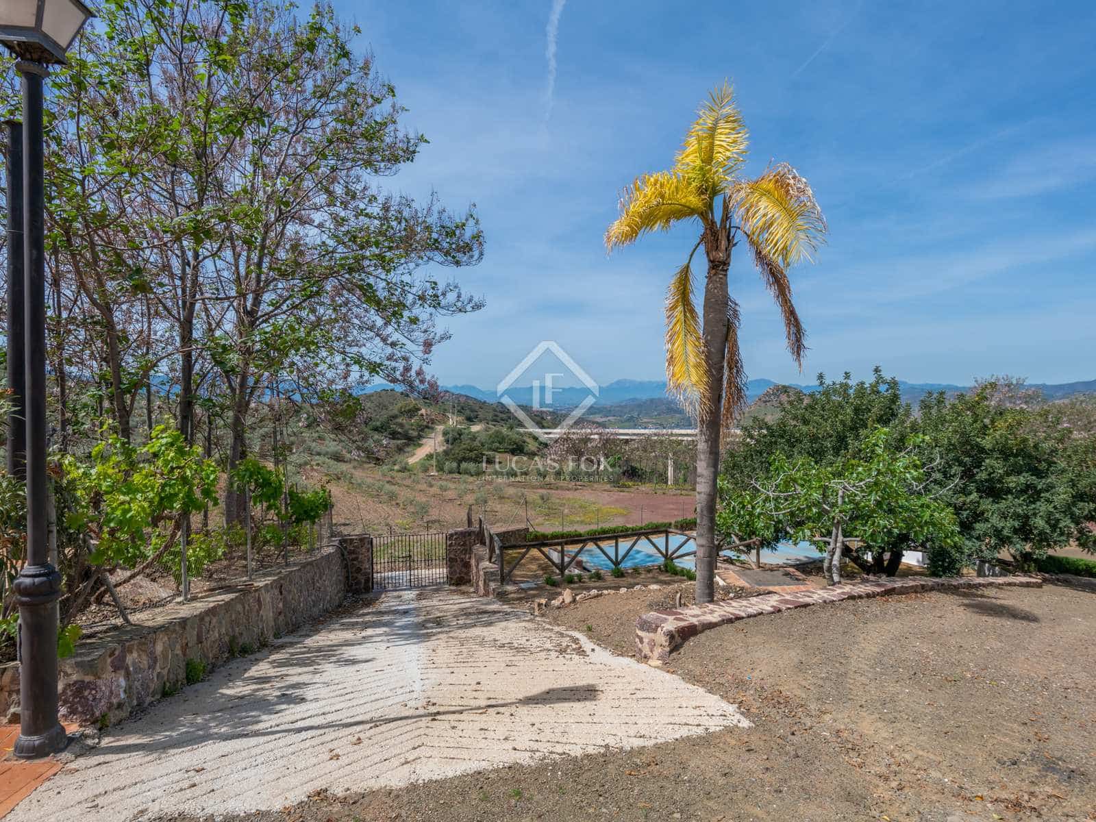 10 sypialnia Finka/Dom wiejski na sprzedaż w Miasto Malaga z basenem garażem - 2 200 000 € (Ref: 8277623)