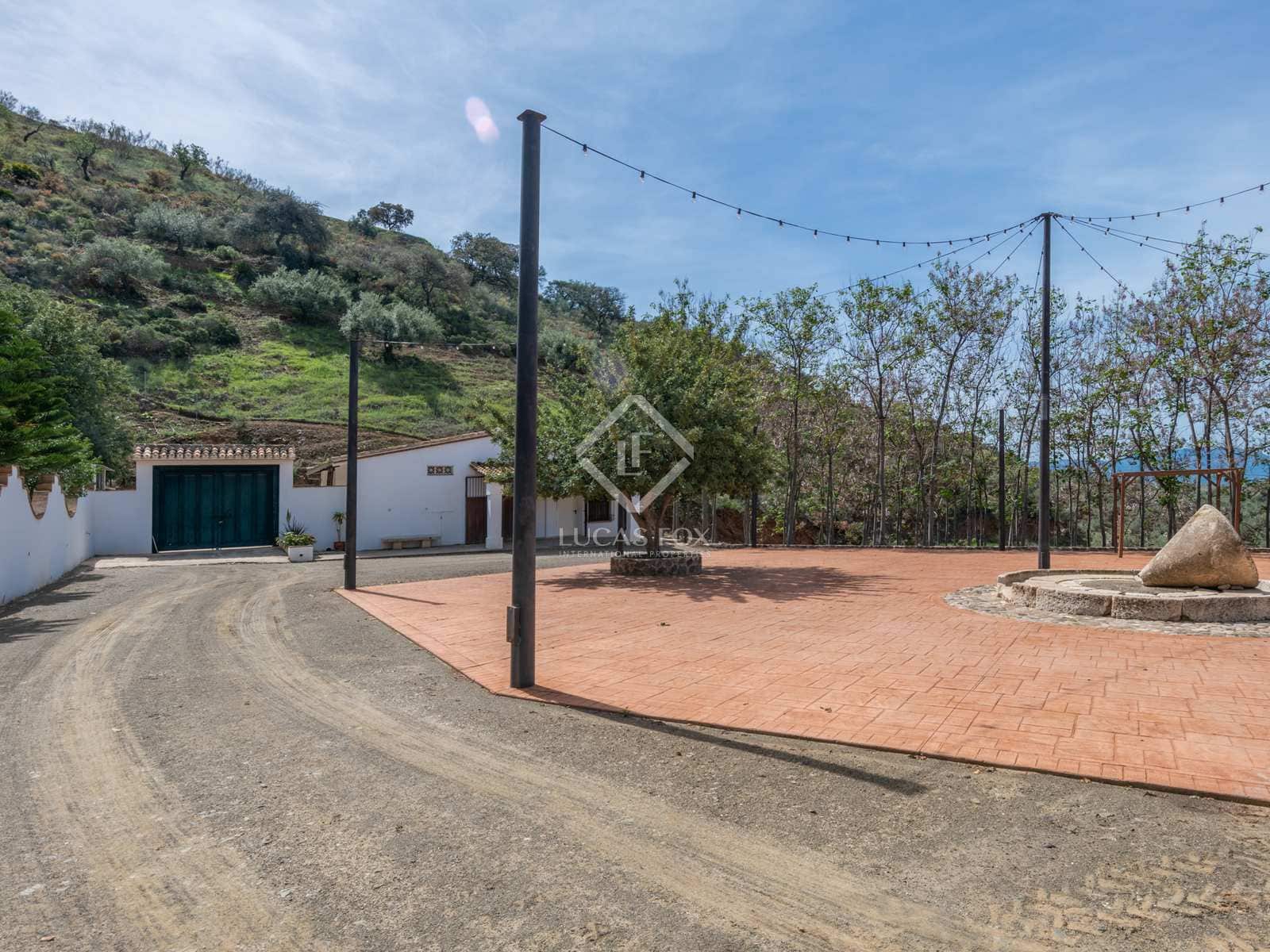 10 sypialnia Finka/Dom wiejski na sprzedaż w Miasto Malaga z basenem garażem - 2 200 000 € (Ref: 8277623)