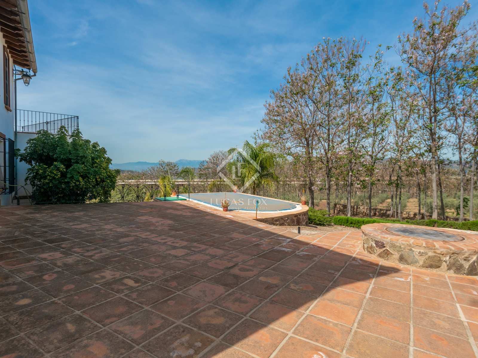 10 sypialnia Finka/Dom wiejski na sprzedaż w Miasto Malaga z basenem garażem - 2 200 000 € (Ref: 8277623)