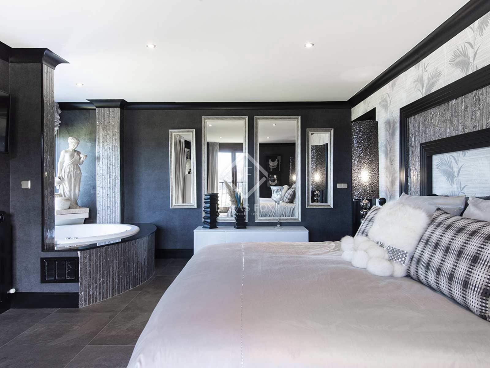 4 soverom Villa til salgs i Oia med svømmebasseng garasje - € 1 800 000 (Ref: 8279833)