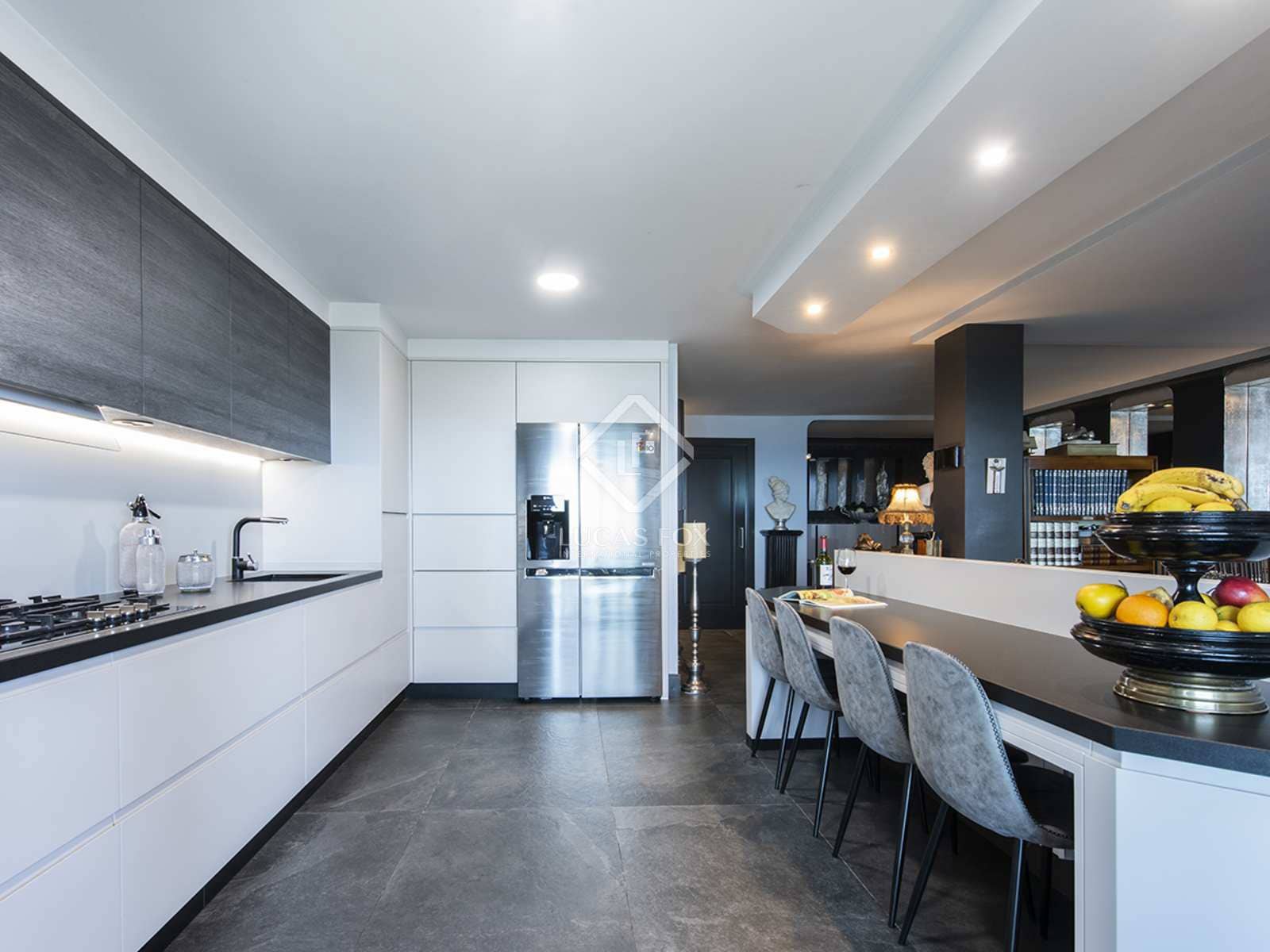 4 soverom Villa til salgs i Oia med svømmebasseng garasje - € 1 800 000 (Ref: 8279833)