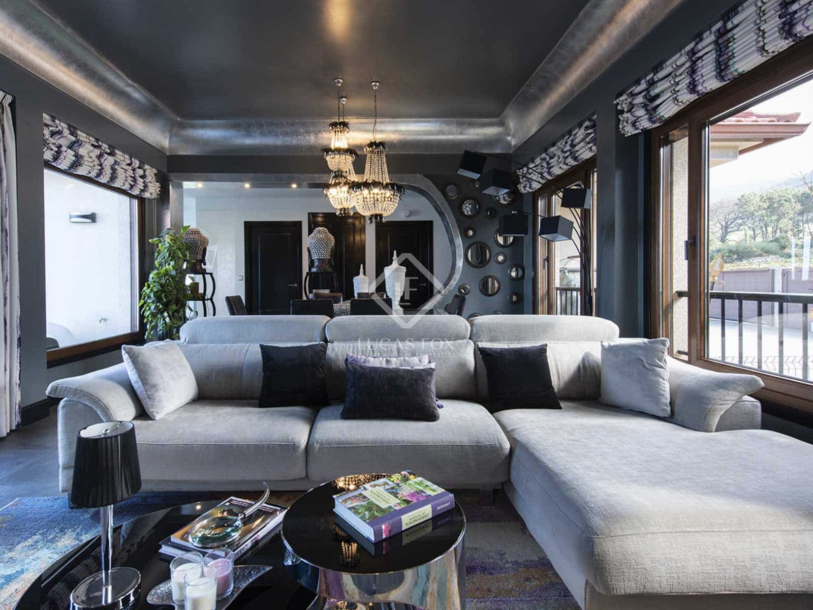 4 soverom Villa til salgs i Oia med svømmebasseng garasje - € 1 800 000 (Ref: 8279833)