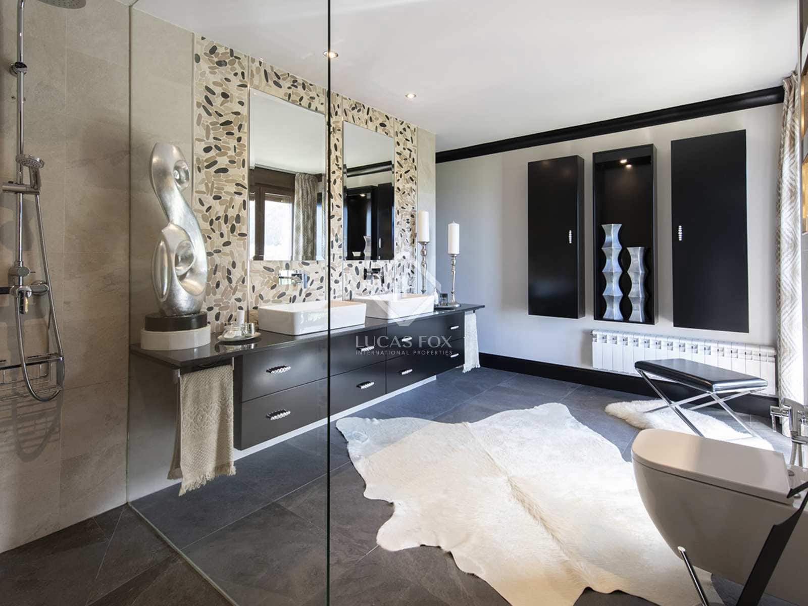 4 soverom Villa til salgs i Oia med svømmebasseng garasje - € 1 800 000 (Ref: 8279833)