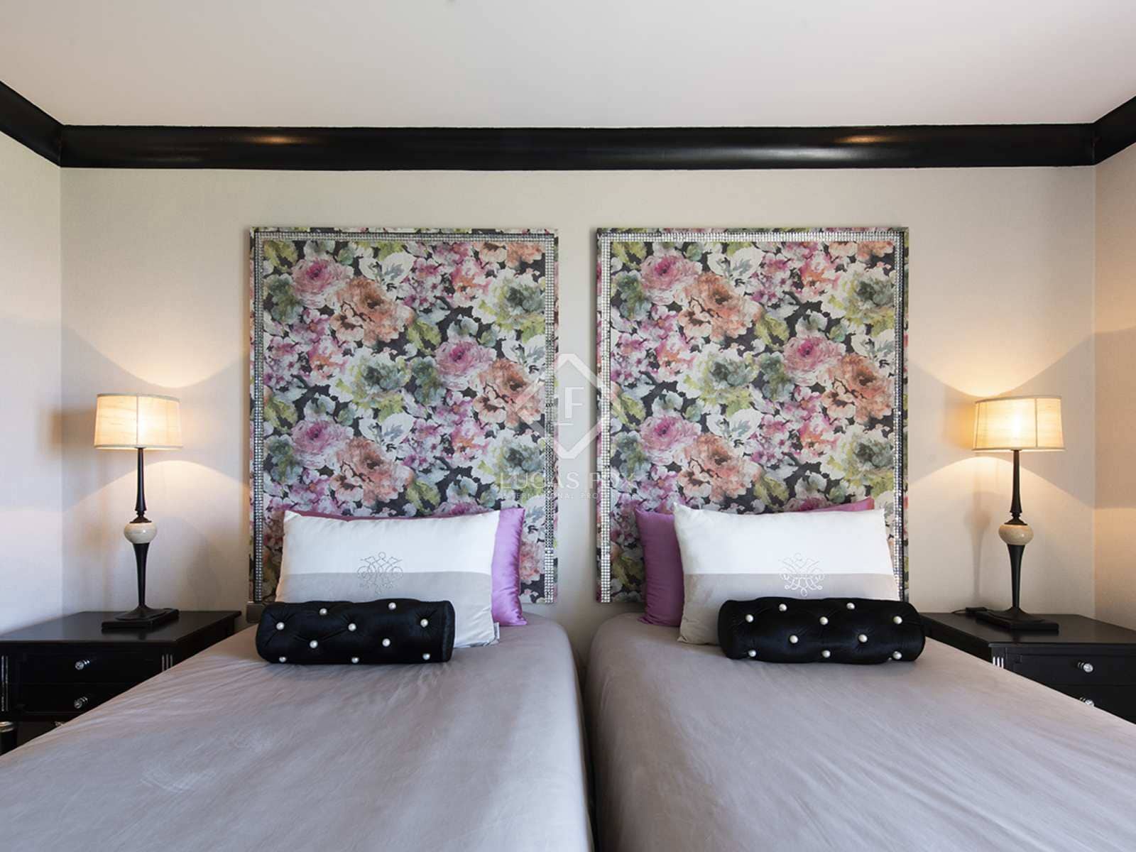 4 soverom Villa til salgs i Oia med svømmebasseng garasje - € 1 800 000 (Ref: 8279833)