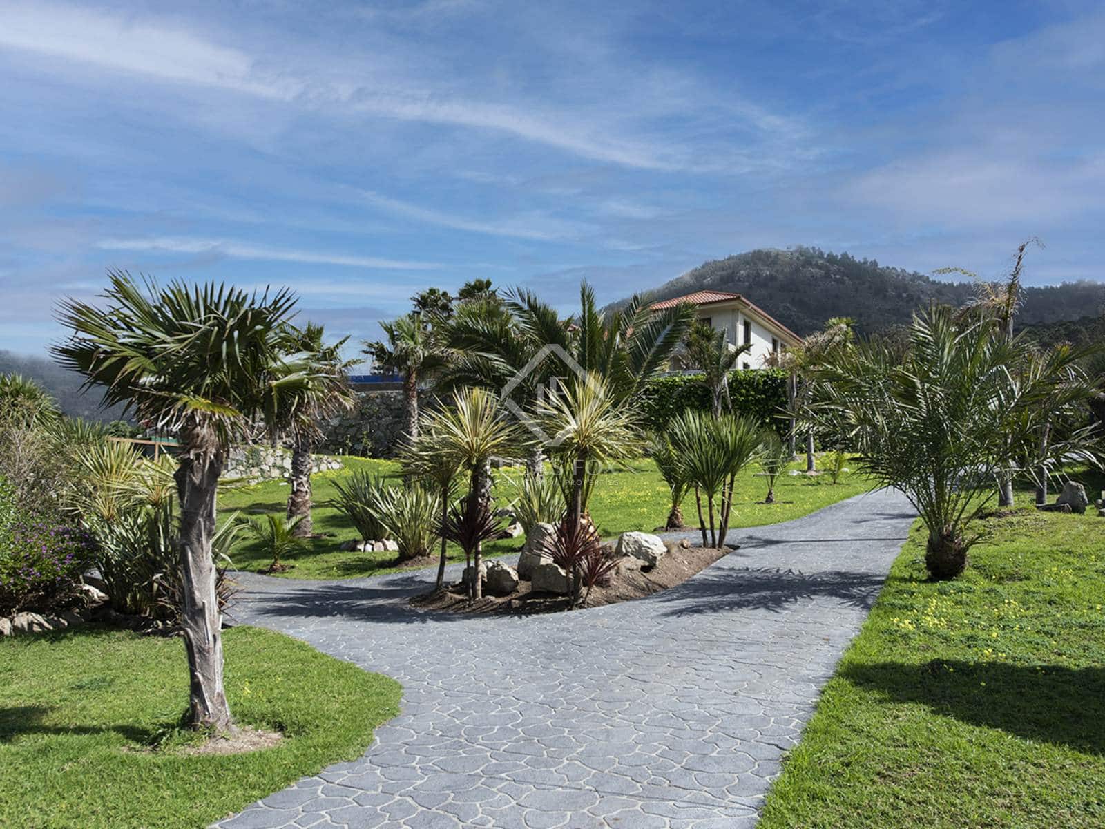 4 soverom Villa til salgs i Oia med svømmebasseng garasje - € 1 800 000 (Ref: 8279833)