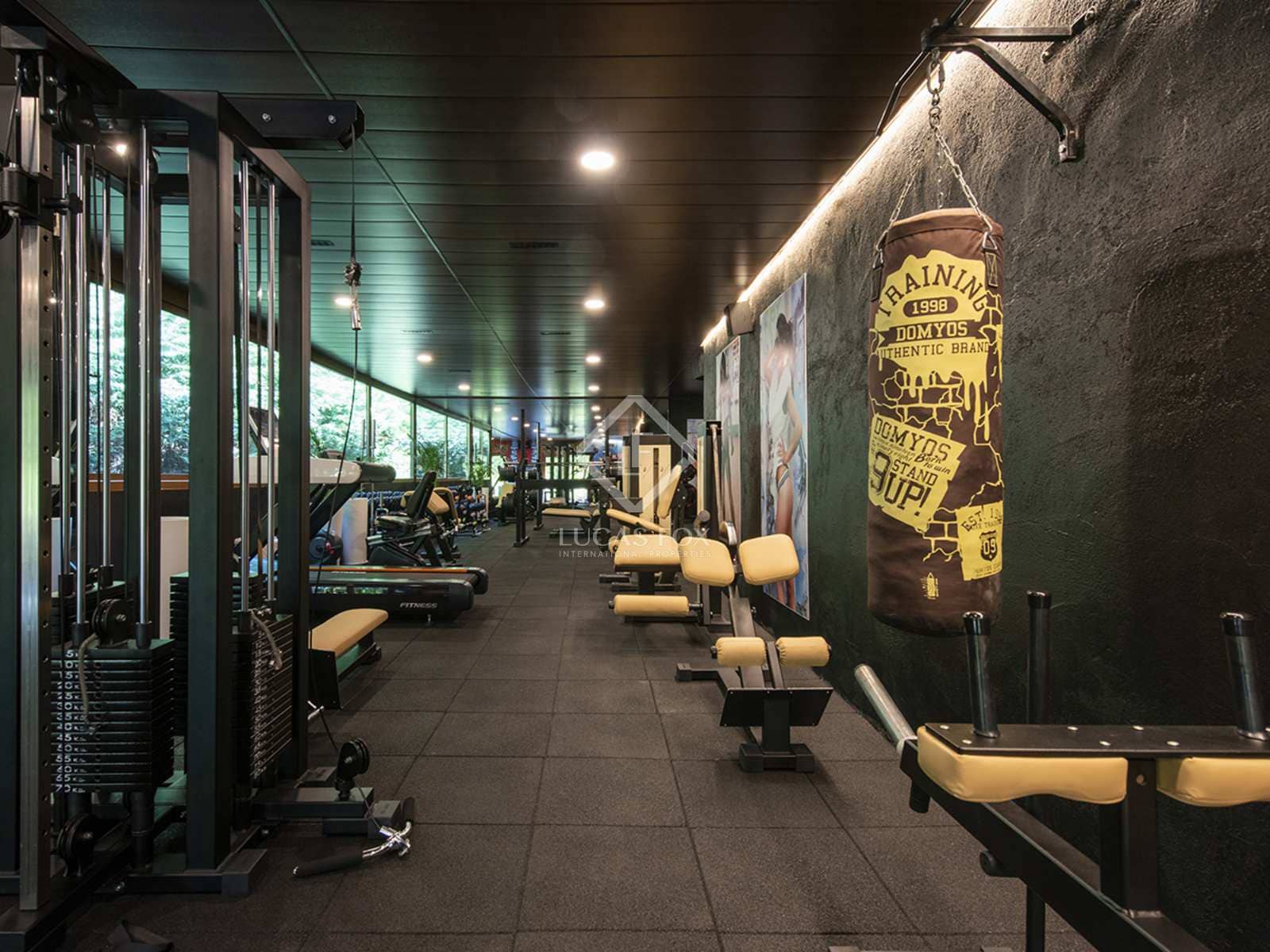 4 soverom Villa til salgs i Oia med svømmebasseng garasje - € 1 800 000 (Ref: 8279833)