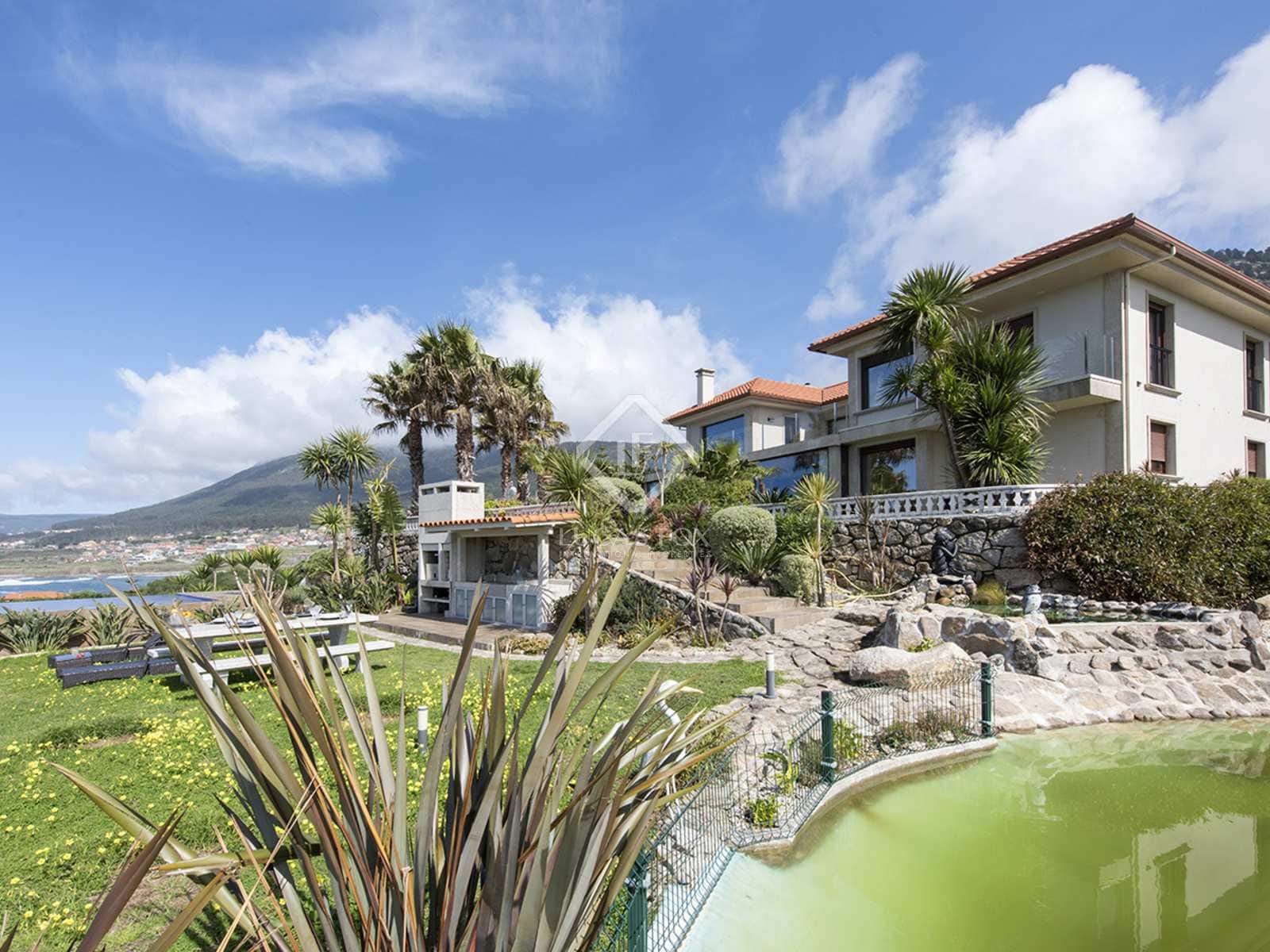 4 soverom Villa til salgs i Oia med svømmebasseng garasje - € 1 800 000 (Ref: 8279833)