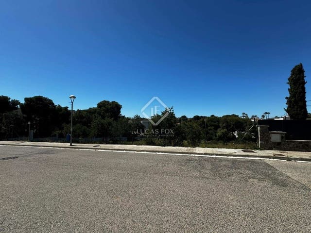 Building Plot for sale in Vilanova i la Geltrú - € 685,000 (Ref: 8285461)