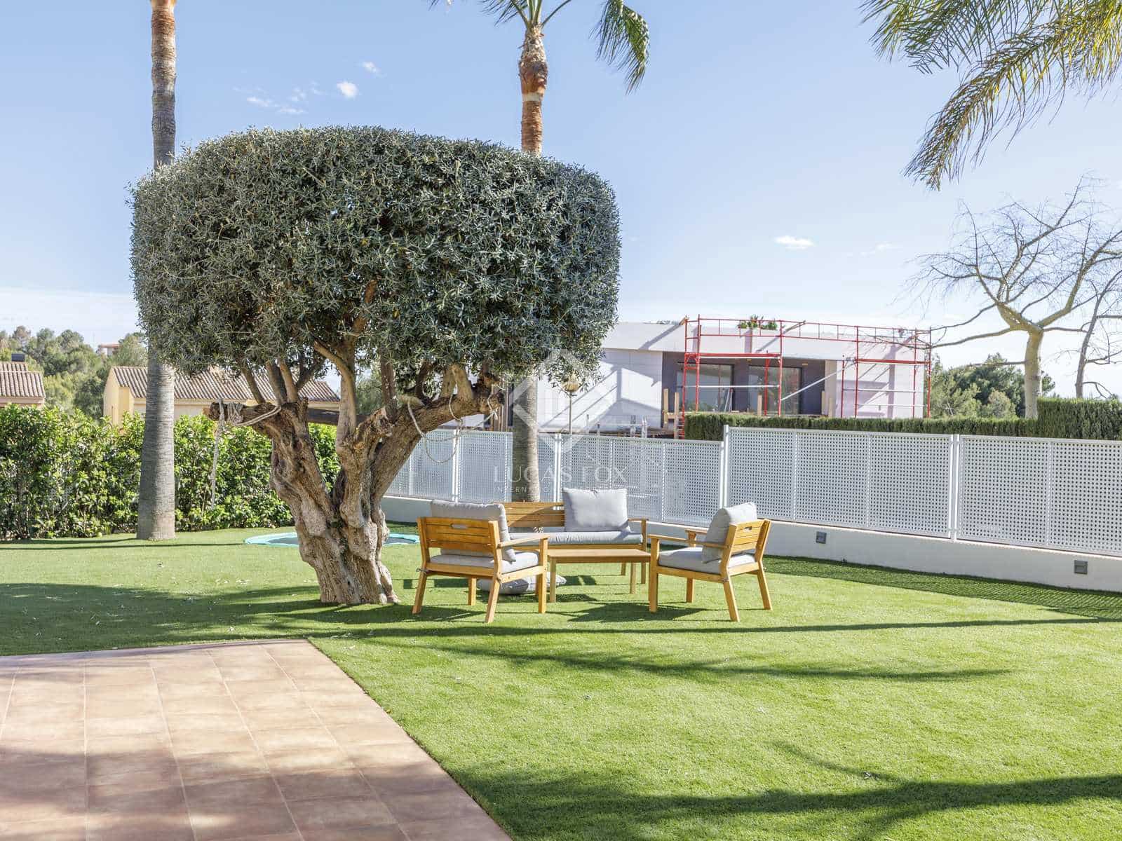 6 Zimmer Villa zu verkaufen in Pucol mit Pool Garage - 1.150.000 € (Ref: 8288269)