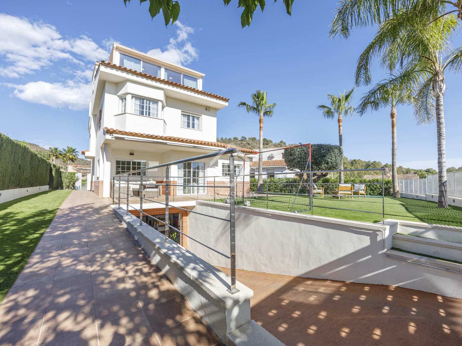 6 Zimmer Villa zu verkaufen in Pucol mit Pool Garage - 1.150.000 € (Ref: 8288269)