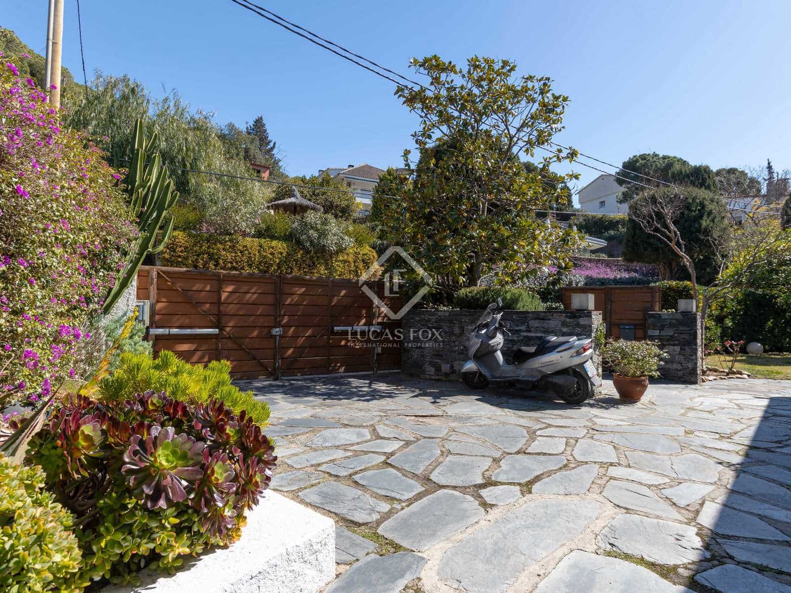 5 slaapkamer Villa te koop in Cabrils met zwembad garage - € 1.290.000 (Ref: 8293021)